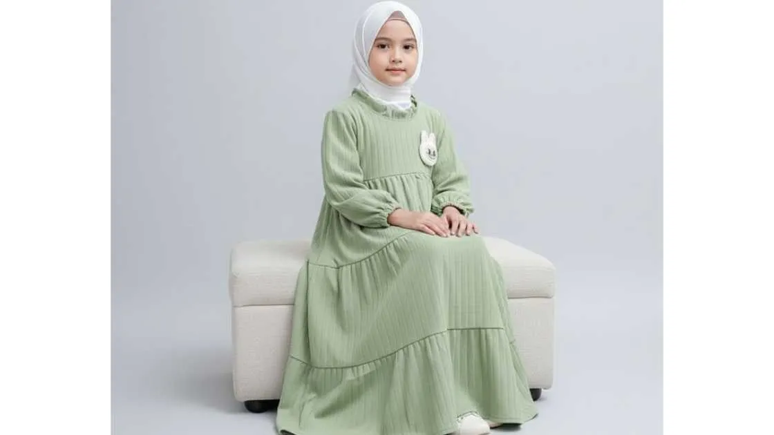 15 Model Baju Anak Perempuan Umur 6 Tahun Gemas & Anti Ribet 23 Modek baju anak perempuan umur 6 tahun (7)