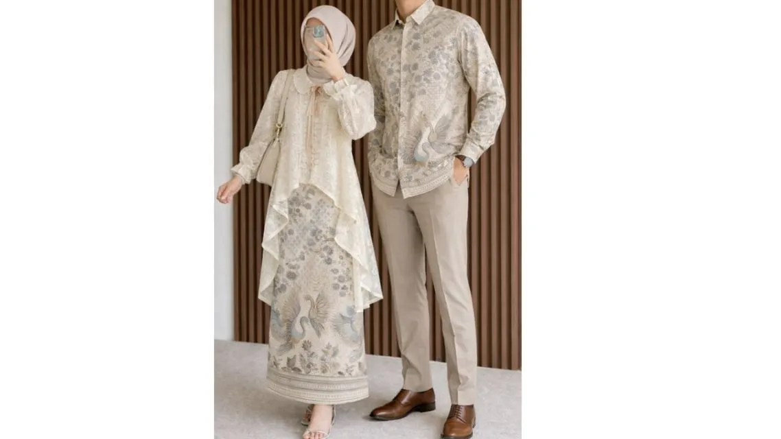 15 Ide Outfit Kondangan Couple Stylish, Serasi & Elegan 20 outfit kondangan couple (4)