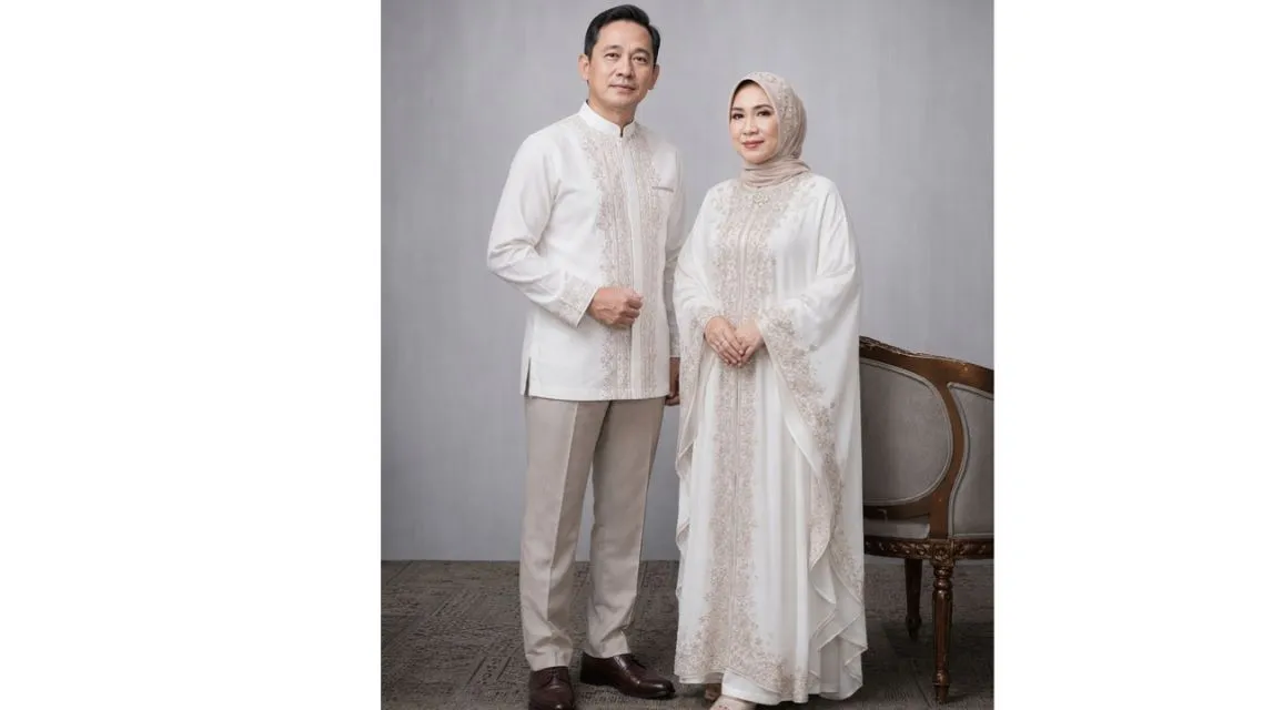 11 Model Baju Orang Tua Pengantin Modern yang Elegan, Serasi, dan Berkelas 15 Model Baju Orang Tua Pengantin Modern (3)