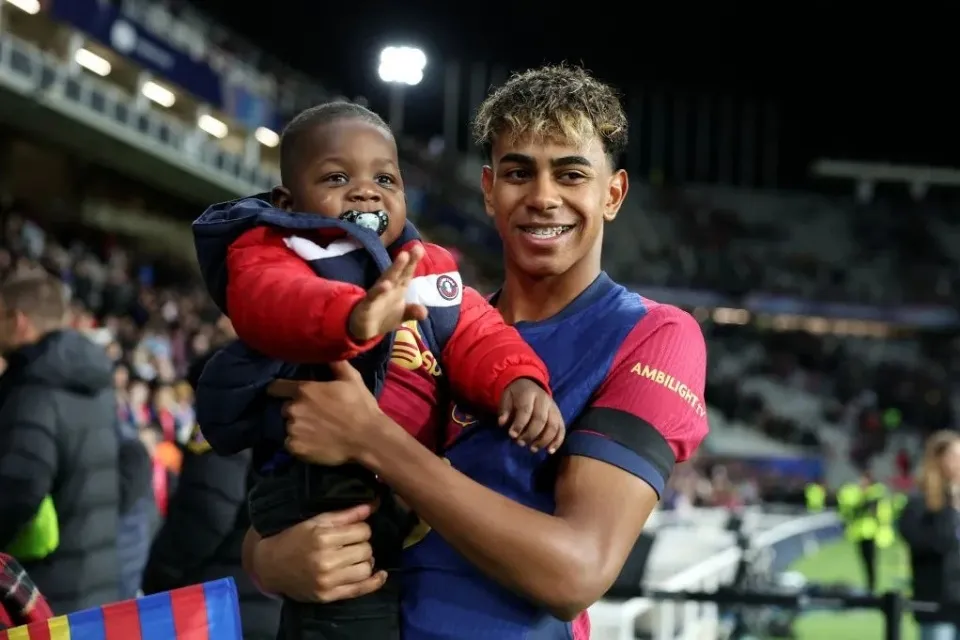 Deretan Fakta Gemas Keyne, Adik Lamine Yamal yang Curi Perhatian di Piala Dunia 2026 11 hipwee-Keyne Sudah Terasa Seperti Anaknya Sendiri