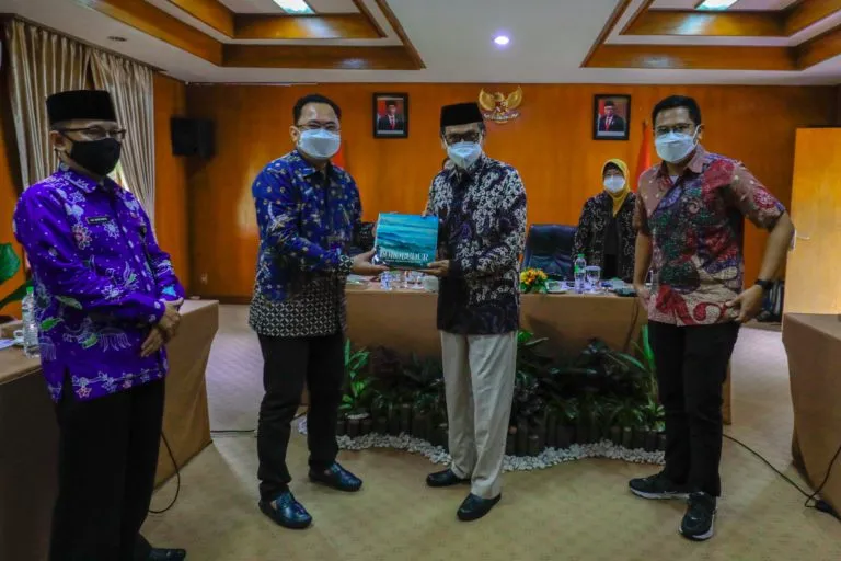 berita 17