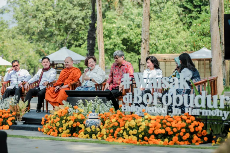 Sesi diskusi Waisak Borobudur bersama para tokoh di kawasan Candi Borobudur