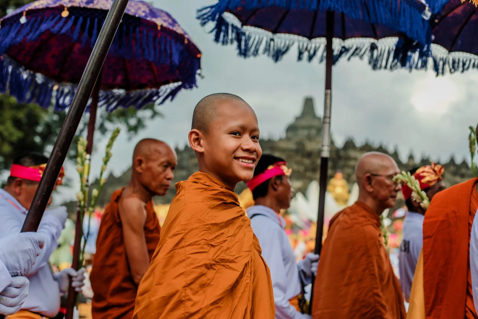 Suasana para Bhikkhu dalam perayaan Waisak Borobudur