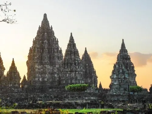gambar candi prambanan