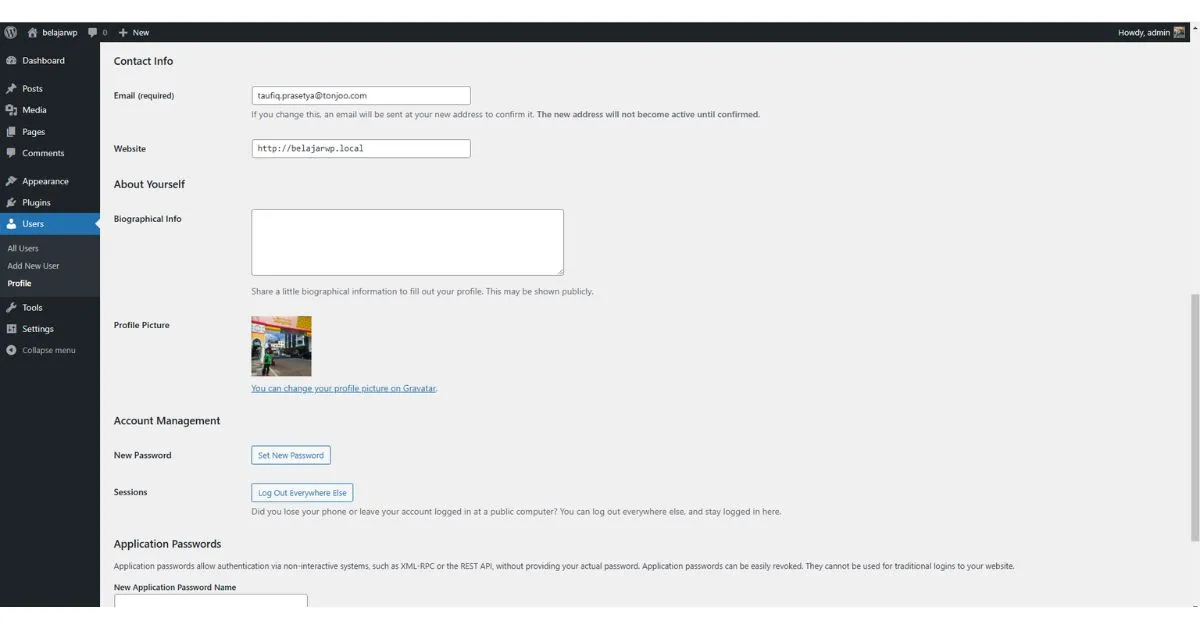 Cara Display Foto Author di WordPress, Ada 2 Metode! 10 gravatar 10