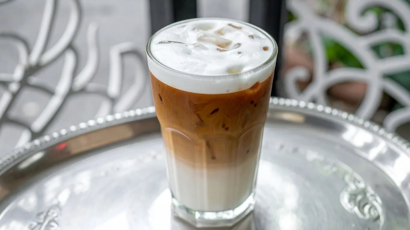 2 Resep Spanish Latte Enak, Pencinta Kopi Wajib Coba! 2 perbedaan spanish latte dengan kopi lainnya
